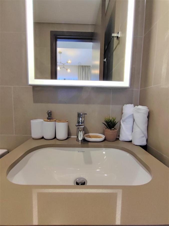 Beautiful 2 Bedroom Next To Business Bay - Sobha Creek Vista Dubai Ngoại thất bức ảnh