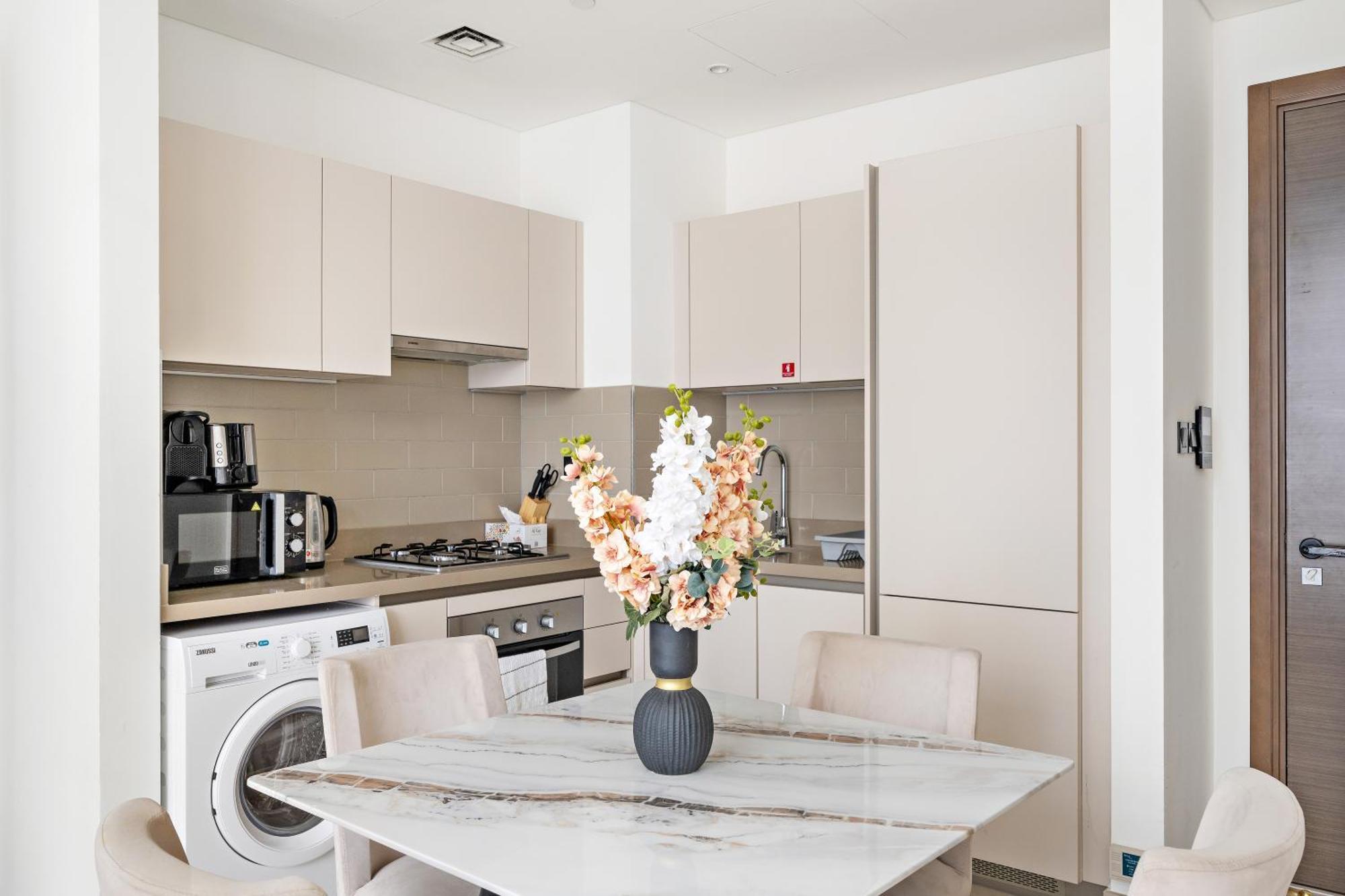 Beautiful 2 Bedroom Next To Business Bay - Sobha Creek Vista Dubai Ngoại thất bức ảnh